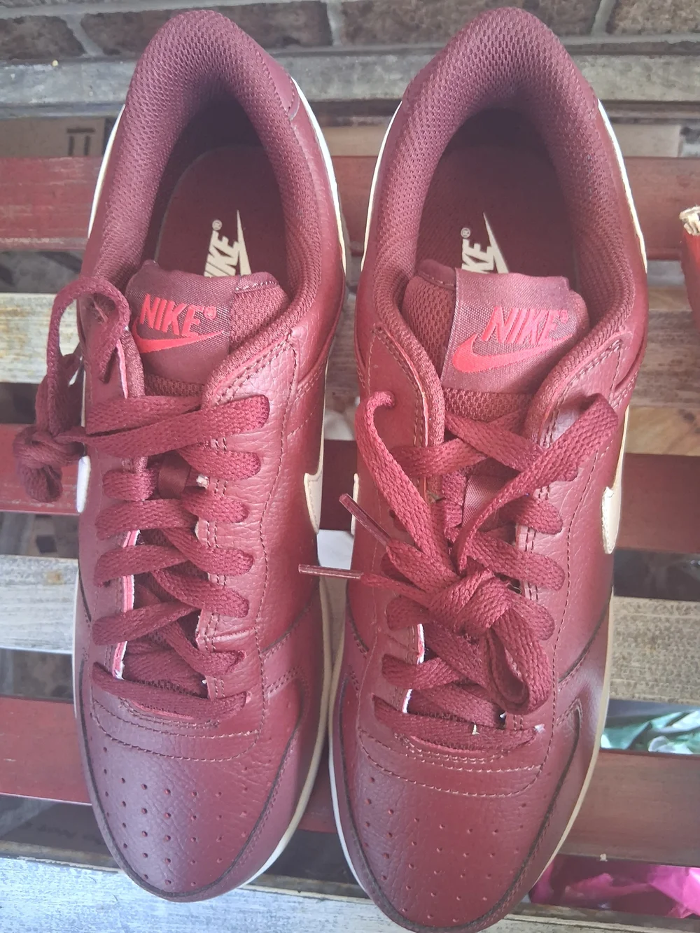 Big Nike  Low-Top Sneakers in Maroon with White Swoosh
